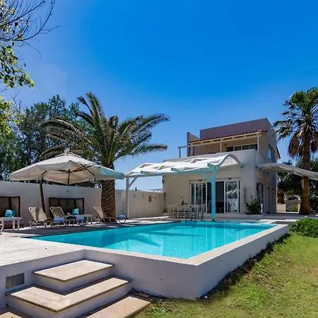 Villa Almirikia